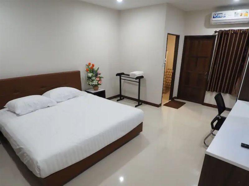 Waritthon Residence Roi Et Exterior foto